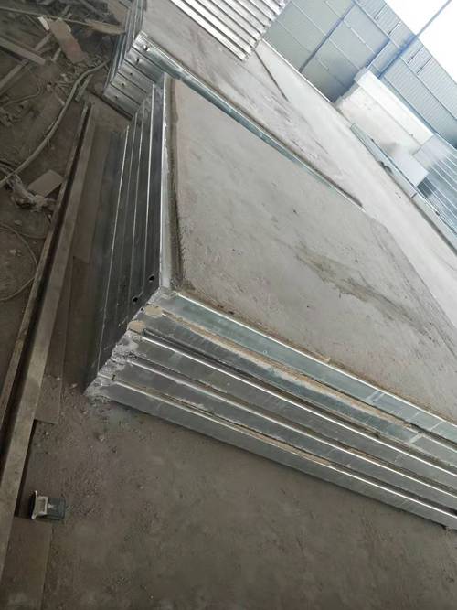 天基板厂家天基板价格优惠钢骨架轻型板厂家生产钢骨架轻型板价格